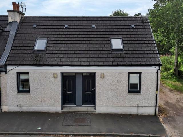 Bungalow for sale in Stonehouse, Scotland