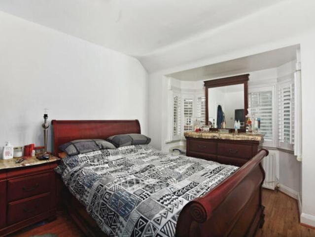 Bungalow for sale in London Borough of Croydon, Greater London