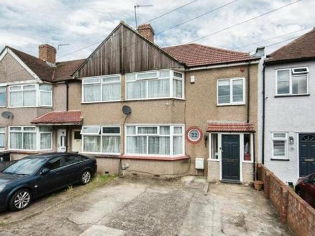 House for sale in London Borough of Hounslow, Feltham