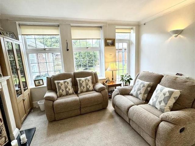 House for rent in Moorhaven Village, Strode