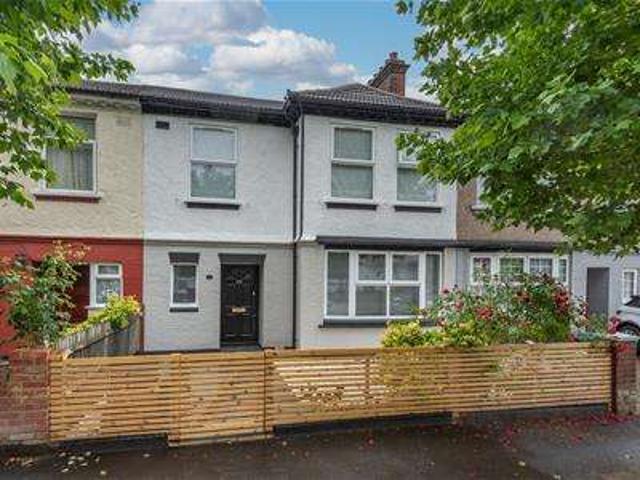 Cottage for sale in London Borough of Merton, Mitcham
