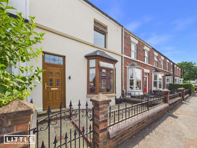 Cottage for sale in Rainhill, St Helens