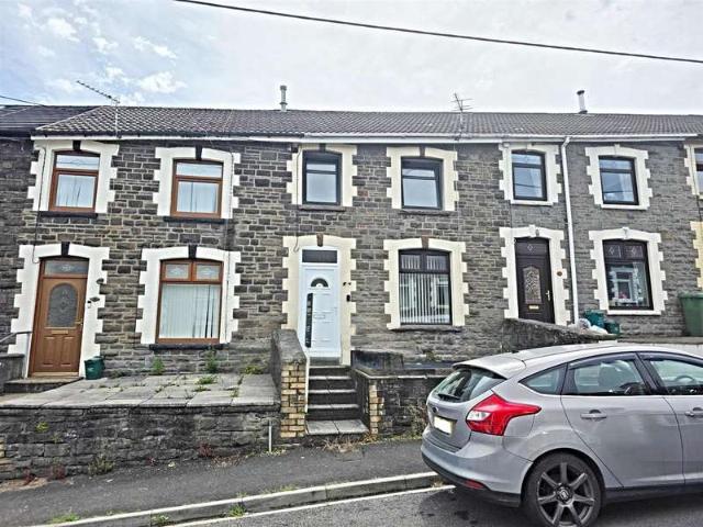 Cottage for sale in Pontypridd, Wales