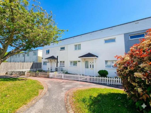 Cottage for sale in Rowner, Middlecroft
