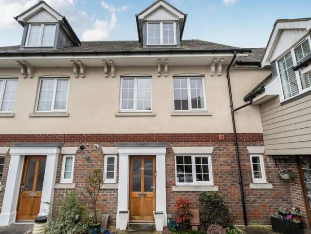 Cottage for sale in Spring Vale, Hampshire