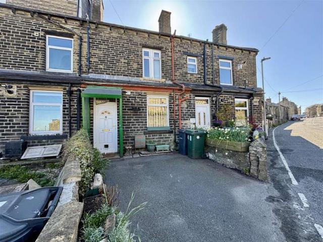 Cottage for sale in Queensbury, West Yorkshire