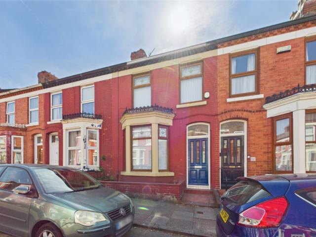 House for rent in Calderstones