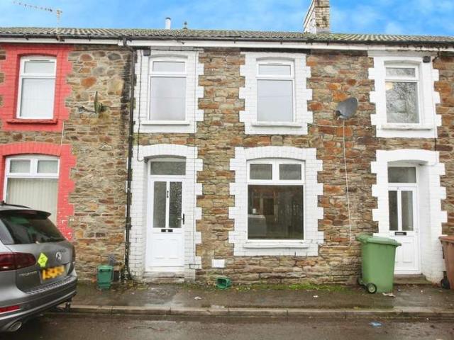 Cottage for sale in Senghenydd, Wales