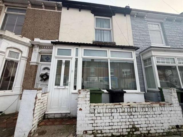 Cottage for sale in Kingston, Copnor