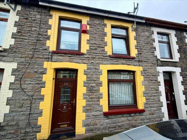 Cottage for sale in Trealaw, Wales