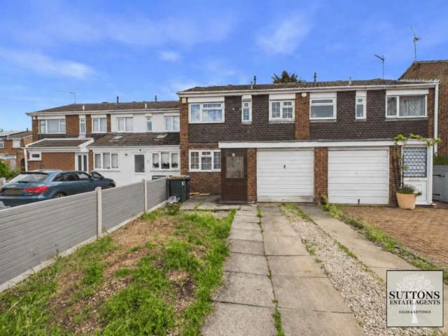 Cottage for rent in Clifford Park, West Midlands