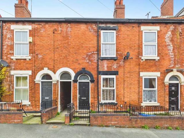 Cottage for sale in Lowfield, South Yorkshire