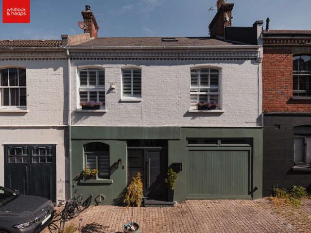 Cottage for sale in Aldrington