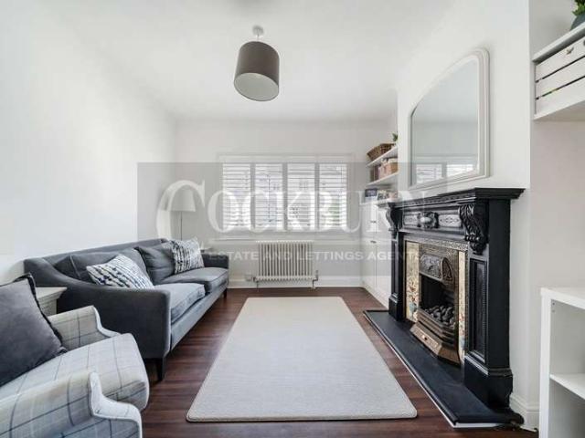 Cottage for sale in Mottingham, Greater London