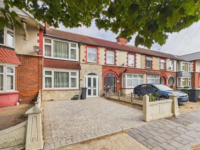 Cottage for sale in Cosham, City Of Portsmouth