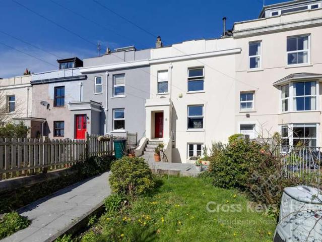 Cottage for sale in Mount Wise