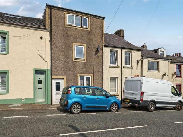 Cottage for sale in Rowrah