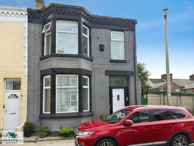 Cottage for sale in Bootle, Sefton