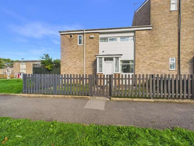 Cottage for sale in Bransholme, Hull