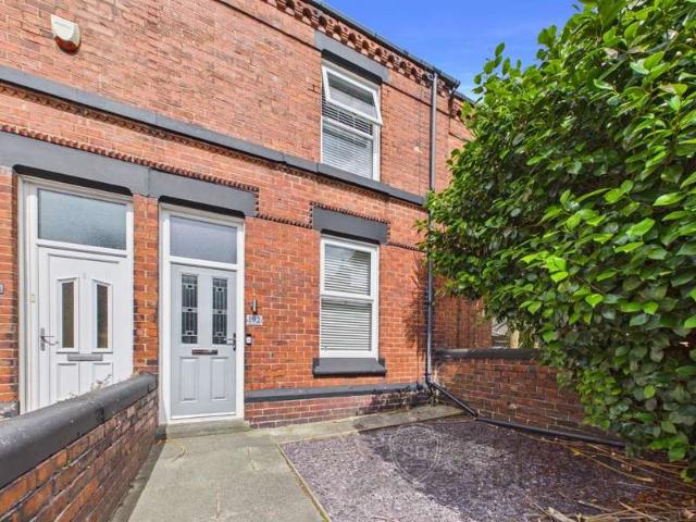 Cottage for sale in Denton's Green, St Helens