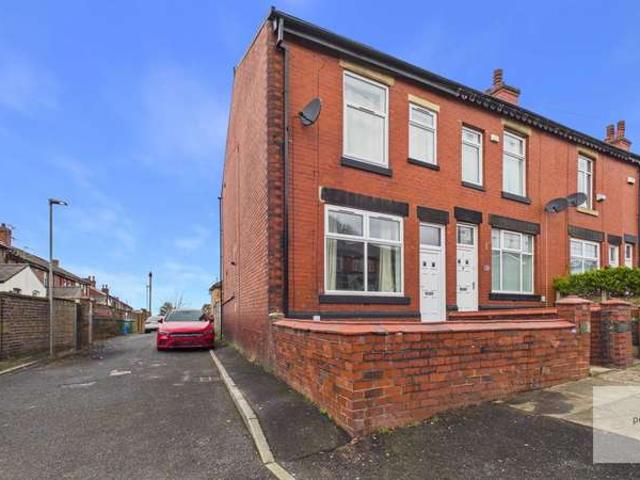 Cottage for sale in Jericho, Bury