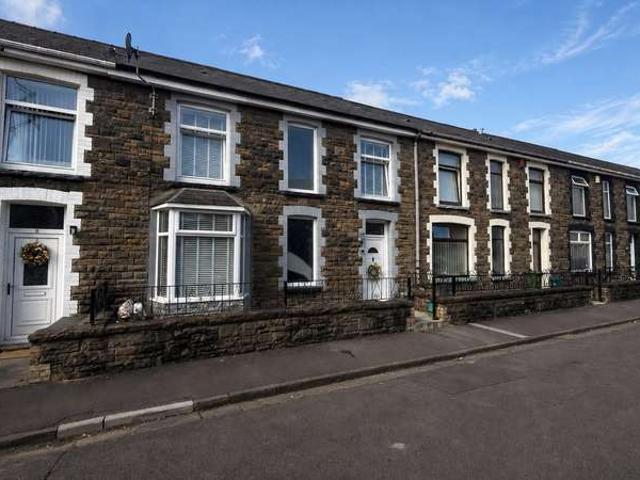 Cottage for sale in Gadlys, Aberdare