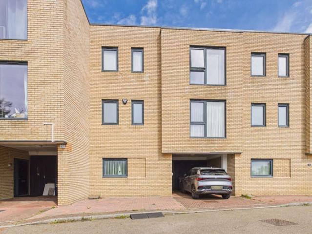Cottage for sale in Arbury, Cambridgeshire