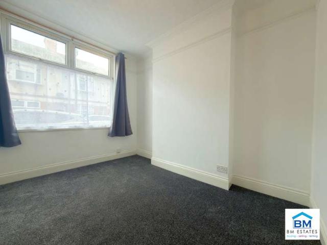 Cottage for sale in Old Wharf, City Of Leicester