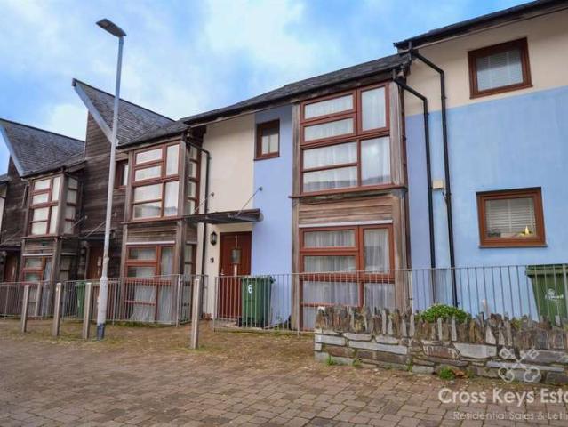 Cottage for sale in Mount Wise