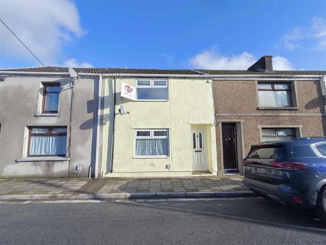 Cottage for sale in Robertstown, Trecynon