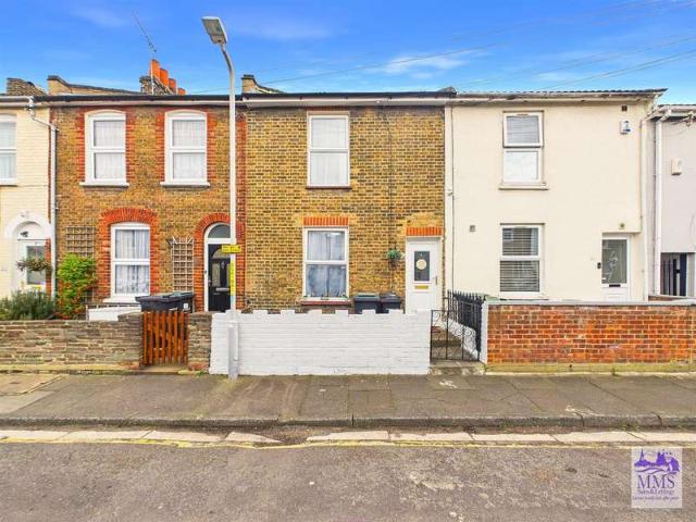 Cottage for sale in Milton, Hamerton