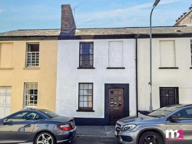 Cottage for sale in Caerleon, Wales