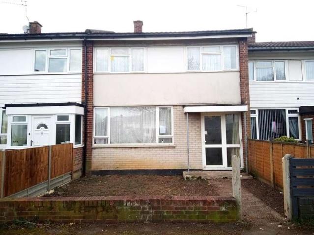 Terraced House for sale in Slough, Langley