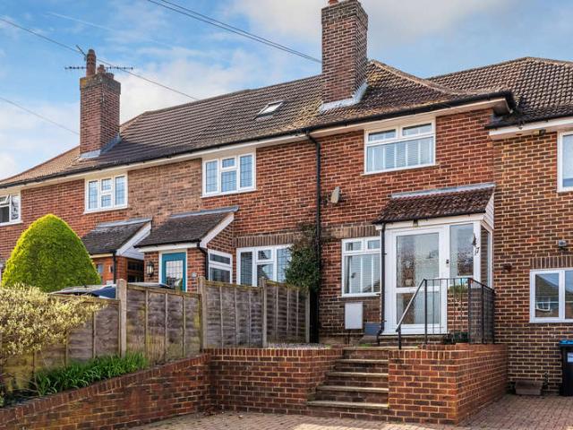 Cottage for sale in The Butts, Kent