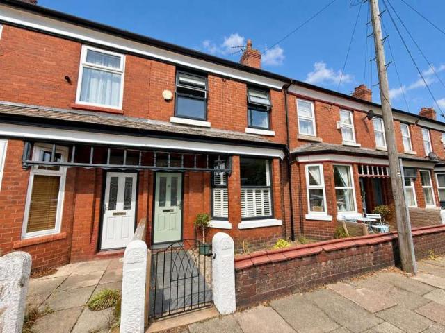 Cottage for sale in Chorlton-cum-Hardy, Manchester