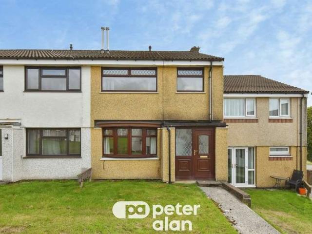 Cottage for sale in Pontlottyn, Wales