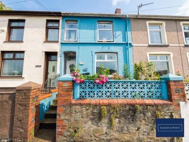 Cottage for sale in Troed-y-rhiw, Troedyrhiw