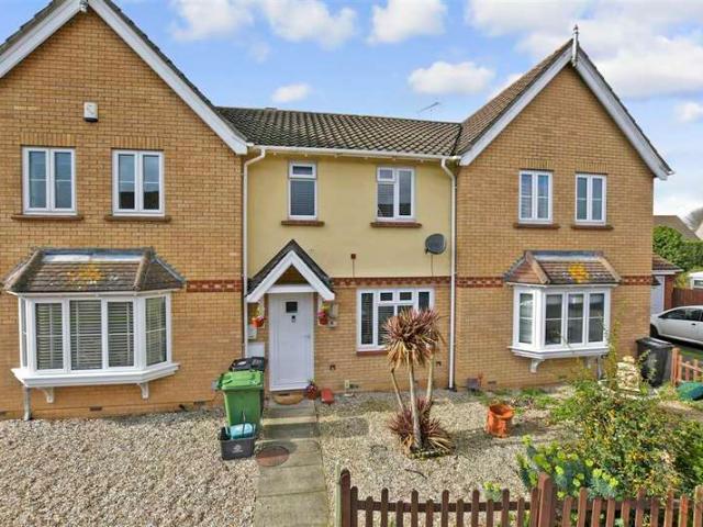 Cottage for sale in Wickford