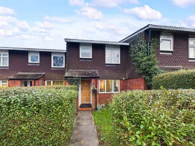 Terraced House for sale in Ruislip, London Borough of Hillingdon