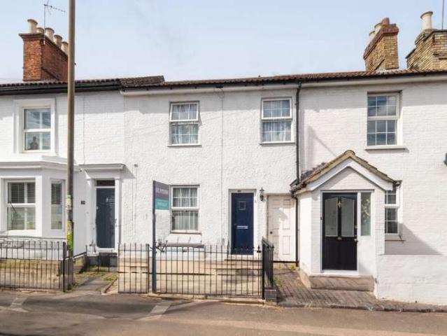 Cottage for sale in Leighton-Linslade, Leighton Buzzard