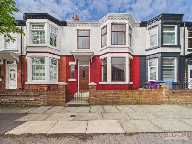 Cottage for sale in Elm Park, Calderstones