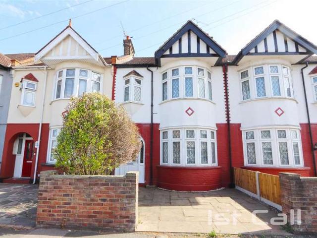 Cottage for sale in Southchurch, Alton Barnes