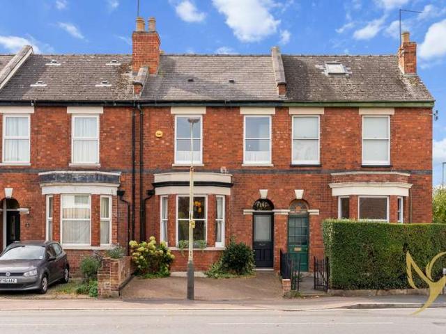 Cottage for sale in Marle Hill, Cheltenham