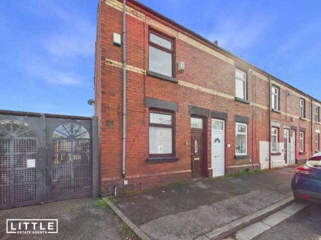 Cottage for sale in St Helens