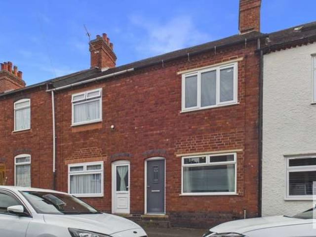 Cottage for sale in Kettlebrook, Staffordshire