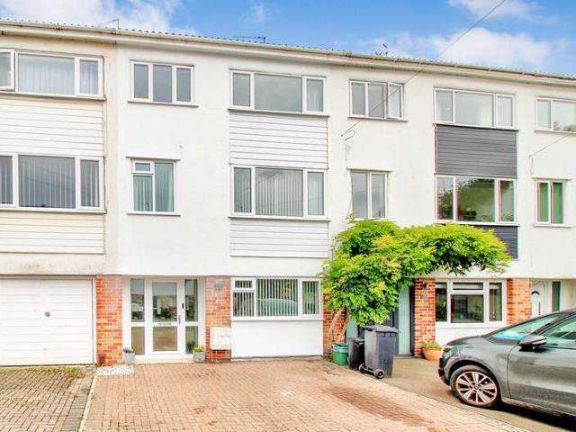 Cottage for sale in Downend, South Gloucestershire