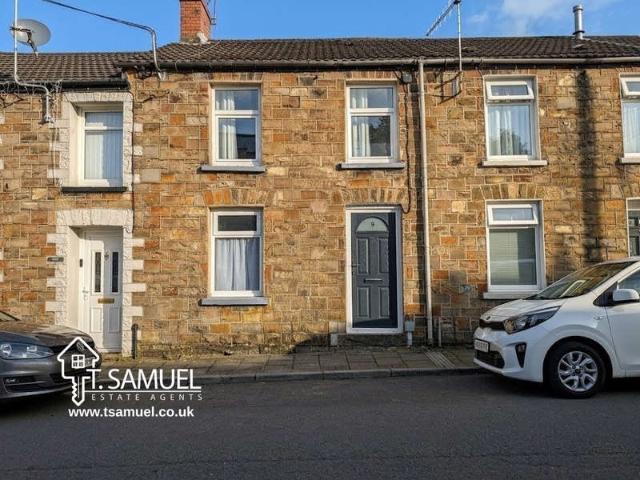 Cottage for sale in Robertstown, Trecynon