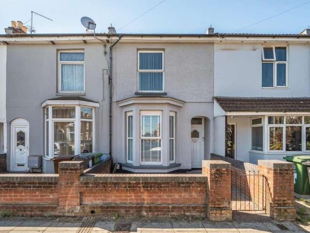 Cottage for sale in Buckland, City Of Portsmouth