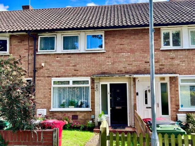 Terraced House for sale in Slough, Langley