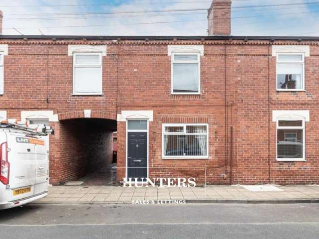 Cottage for sale in Glasshoughton, Castleford